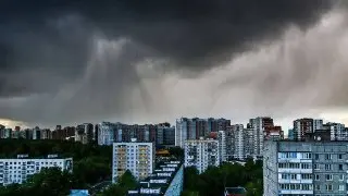 Сильный ливень и гроза ожидаются в Москве в ближайшие часы