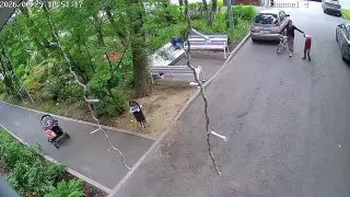 Шокирующий инцидент в Алтуфьево: женщина унизила ребенка ради велосипеда