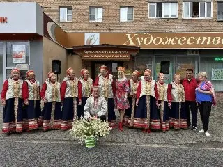Русская песня из Лобни устроила онлайн-концерт на улице Ленина