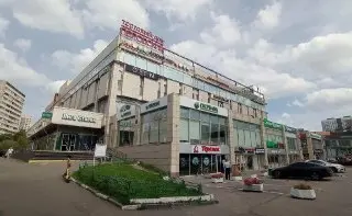 Торговый центр у метро Новогиреево продают с молотка