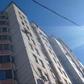 В Косино-Ухтомском устранили протечки в доме на Святоозерской