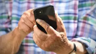 Мошенники используют новую схему: звонки о якобы ошибке в пенсиях