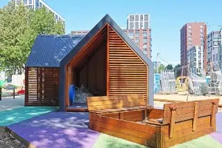 В Коммунарке благоустроили прогулочные площадки для детей