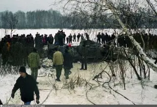 Специалисты подняли танк из Чёрного озера в Косино