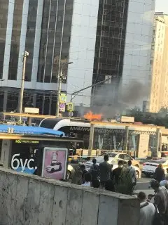Трамвай загорелся в Москве: пассажиры не пострадали