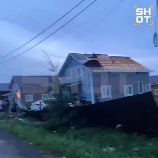 Смерч в Подмосковье: Сорвал крыши и повредил дома в Никольском
