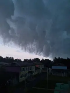 Сильный дождь и гроза ожидаются сегодня в Озерах