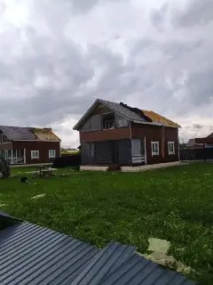 Ураган Повредил Коттеджи в Поселке «Никольский»