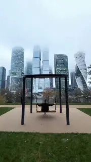 Новые Качели с Панорамным Видом на Небоскрёбы