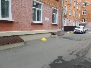 Полусферы для парковки установлены на Большой Очаковской