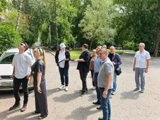 Завершён обход дворов в Жулебино: жители обсудили проблемы с властями