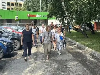 Глава управы Зябликово провела обход дворов с жителями