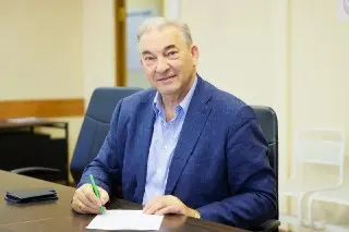 Владислав Третьяк баллотируется в Госдуму IX созыва