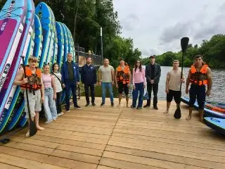 В Подольске открыли новый пирс для проката сапбордов