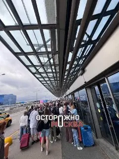 Аэропорт «Внуково» экстренно эвакуировали из-за угрозы пожара