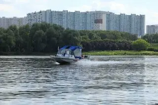 Спасатели успешно вытащили тонущего мужчину на Борисовских прудах