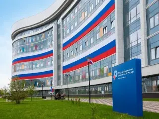 Подмосковные врачи успешно удалили гигантскую опухоль у подростка