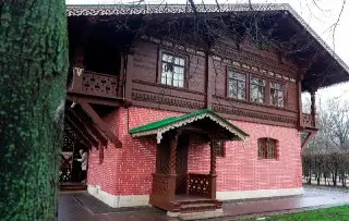 Швейцарский домик в Кускове открывается после реставрации