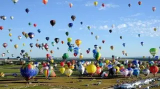 Фестиваль воздушных шаров: рекордные полёты и концерты в 2026 году