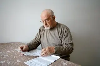 12 тысяч пенсионеров в Люберцах получают компенсацию за ТКО