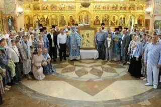 Божественная литургия в Троицком храме Реутова: святое событие