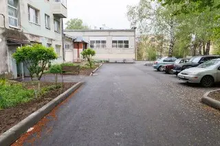 Масштабное благоустройство дворов и площадок в округе
