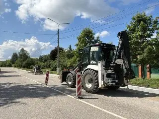 Замена бордюров на улице Ухова: Благоустройство Солнечногорска
