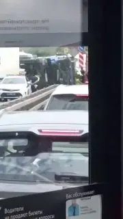 Авария на Варшавском шоссе: перевернулся самосвал с землёй