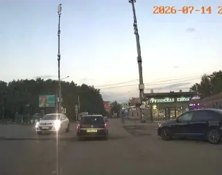 Жители Сходни требуют ремонта улицы Пушкина после снятия асфальта