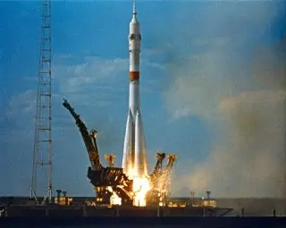 45 лет совместному полету «Союз — Аполлон»: символ дружбы в космосе