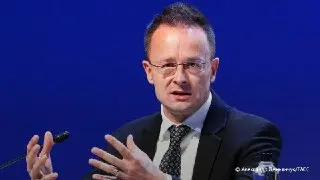 Экс-министр Венгрии Сийярто переходит в китайский автогигант BYD