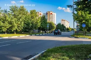 Жители жалуются на хаос: во дворах появится «лежачий полицейский»