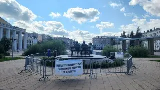 Завтра открытие обновленного памятника Гагарину и Королёву