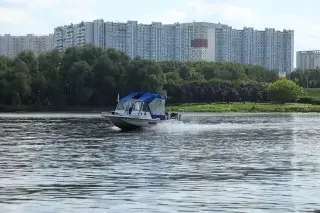 Спасение утопающего в Борисовских прудах: МЧС на страже безопасности