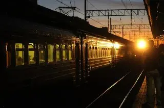 Трагедия на железной дороге: подросток погиб под колесами электрички