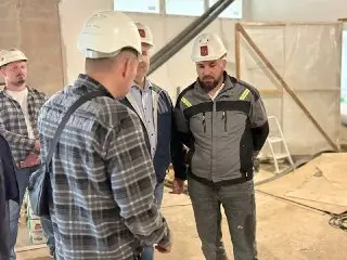 Головатик проверил ход строительства образовательного центра в Краснознаменске