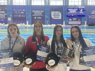 Воскресенские пловчихи завоевали серебро на Первенстве России