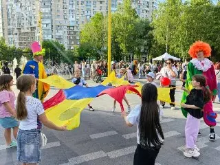 Праздник двора на Тёплом Стане: игры и шоу для всех!