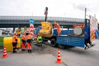 В Москве установлены 500 буферов безопасности для водителей