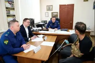 Прокурор Подмосковья провел прием граждан в Луховицах