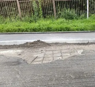 Ремонт дороги в Трёхгорке: ямы и проблемы для водителей