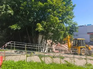 Снос аварийного здания на Днепропетровской: что нужно знать