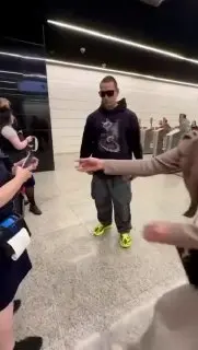 Москвичка оштрафована за безбилетника в метро: детали инцидента