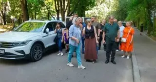 Глава управы провела обход района: благоустройство и предложения жителей