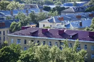 Завершение ремонта кровли на ул. Фрунзе: итоги проверки