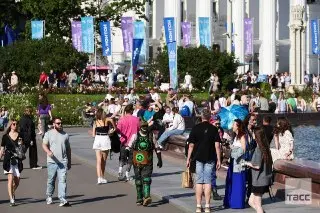 VK Fest: Музыкальный фестиваль стартовал на ВДНХ