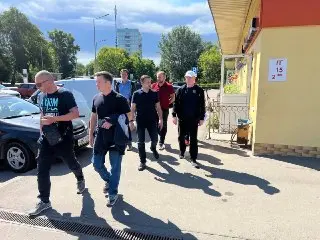 Преобразования района: спил деревьев и обновление фонтана