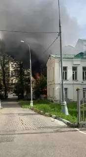 Пожар в исторической усадьбе Москвы: 250 кв. м в огне