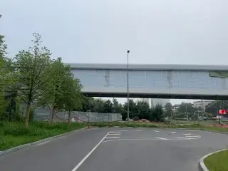 Строительство нового пешеходного моста через железную дорогу