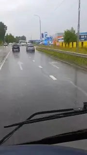ДТП на Новомилетском шоссе: автобус снес легковушку